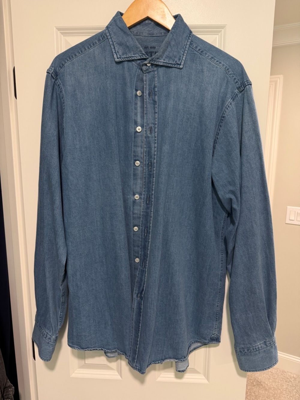 Lester’s boutique in Madrid Spain Men's Blue Denim Shirt